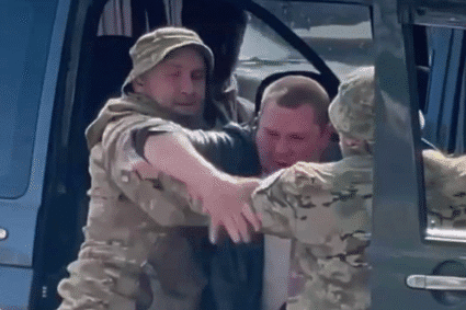 Armata ucraineană între busificare și dezertare