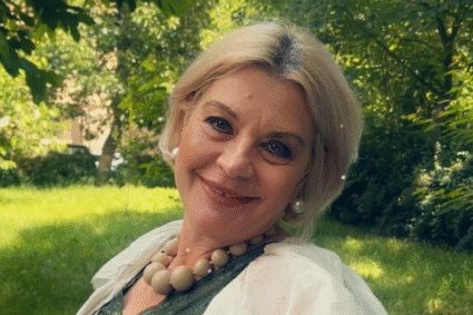 Cristina Danilov: Mai bine sărac și bolnav decât…