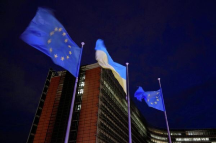 Prăbușirea Vechii Europe: Bruxelles-ul demontează instituțiile UE pentru a integra Kievul